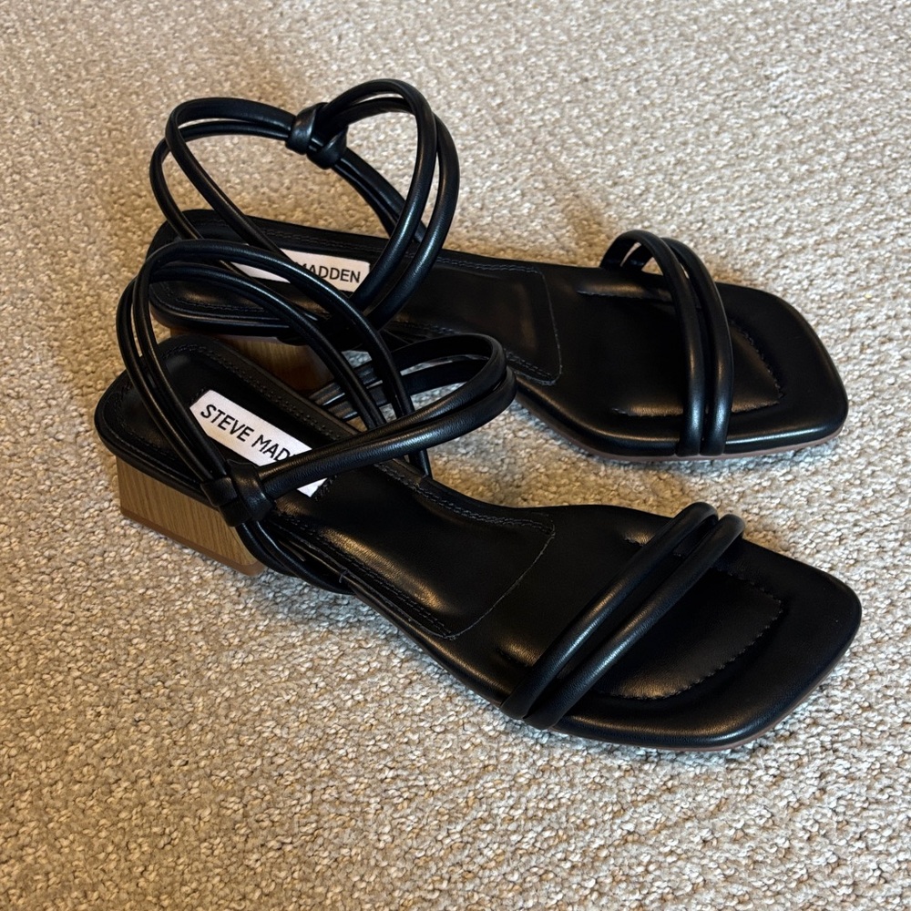 Steve Madden Hattie Black Strappy Sandals with Block Heel